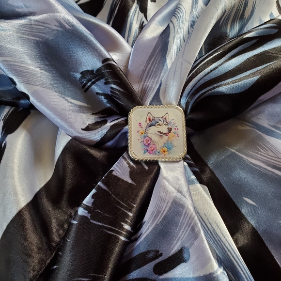 Western scarf slide,scarf slide bling concho, wild rag slides, husky Dog lover - Picture 3 of 3